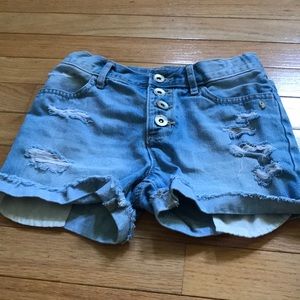 Kid denim shorts